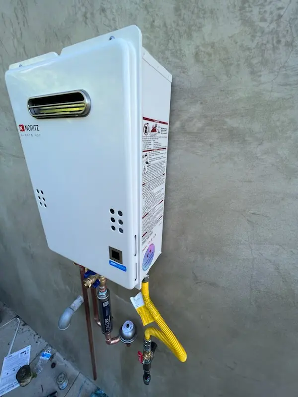 Tankless water heater installation for Pacific Palisades homes